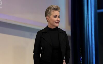 Kindness, Courage and the Power to Choose: Kate Baker’s Leadership Journey – Kate Baker